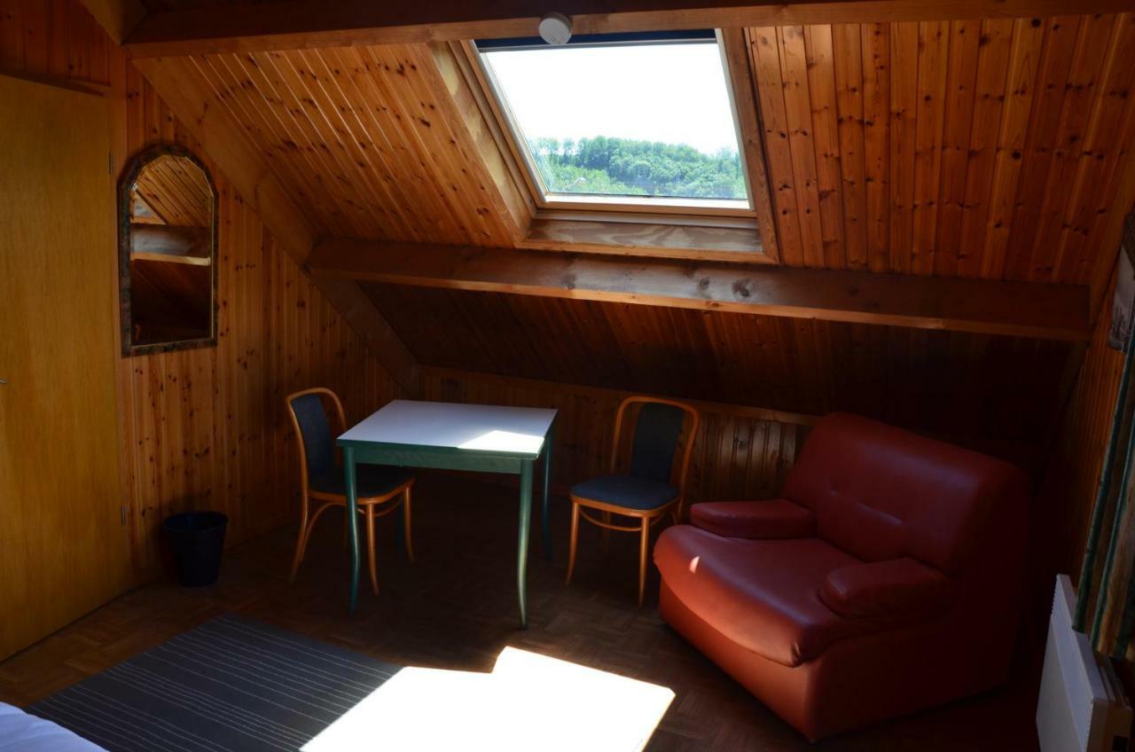 Chalet "Le Bucheron" La Roche-en-Ardenne Exterior photo